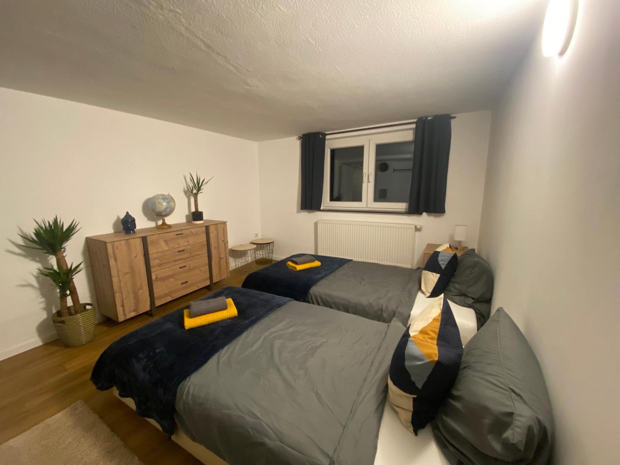 Apartment Roomy Comfort - Zwischen Heidelberg Und Mannheim Edingen-Neckarhausen Екстер'єр фото