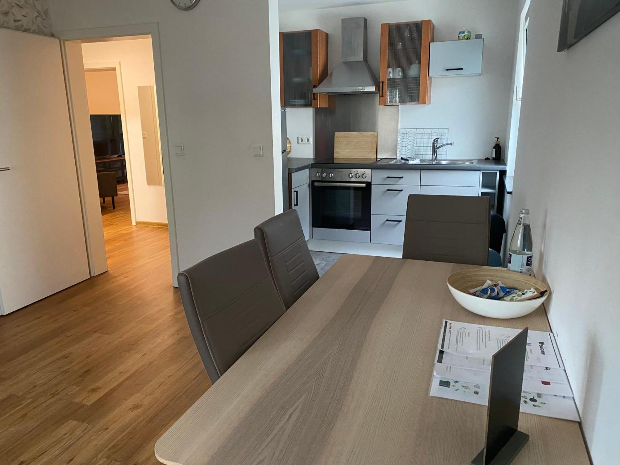 Apartment Roomy Comfort - Zwischen Heidelberg Und Mannheim Edingen-Neckarhausen Екстер'єр фото
